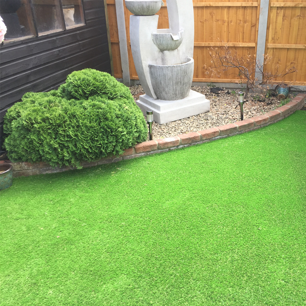 artifical lawn